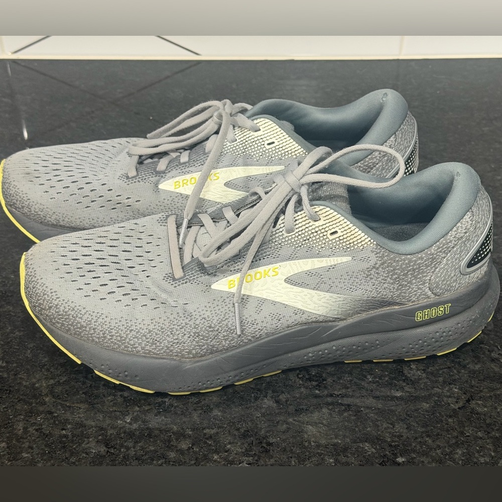 Brooks - Ghost 16